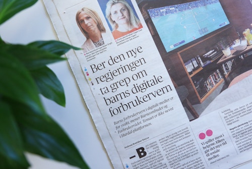 Ber regjeringen ta grep om barns digitale forbruervern
